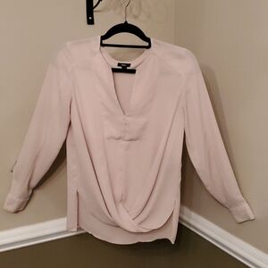 Messino Blouse Women's‎ XS Light Pink Long Sleeve V Neck Twist Front Top